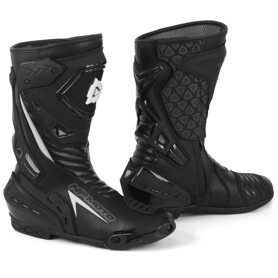 NFmoto custom leather race suit, detail view