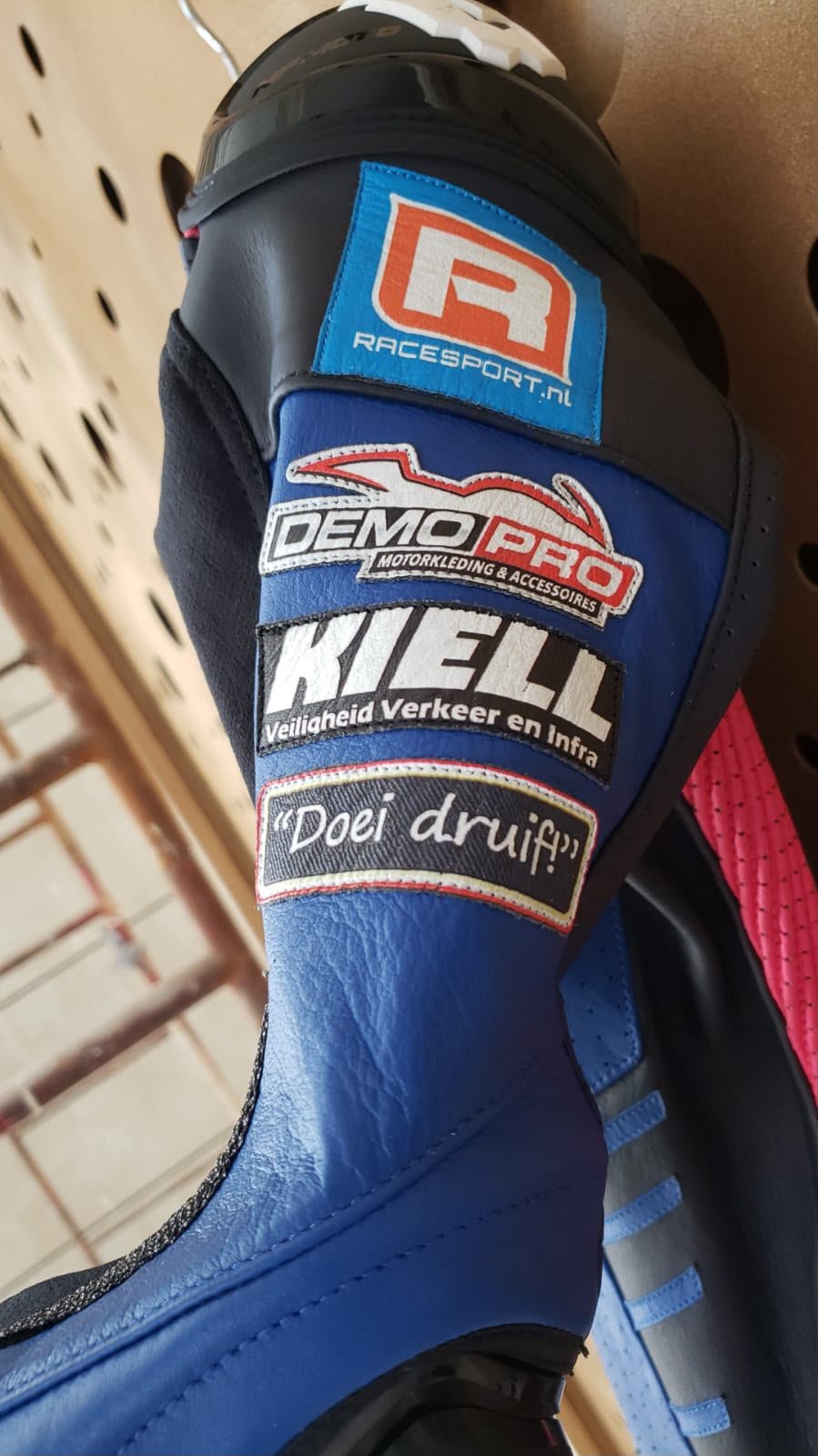 NFmoto custom leather race suit, detail view