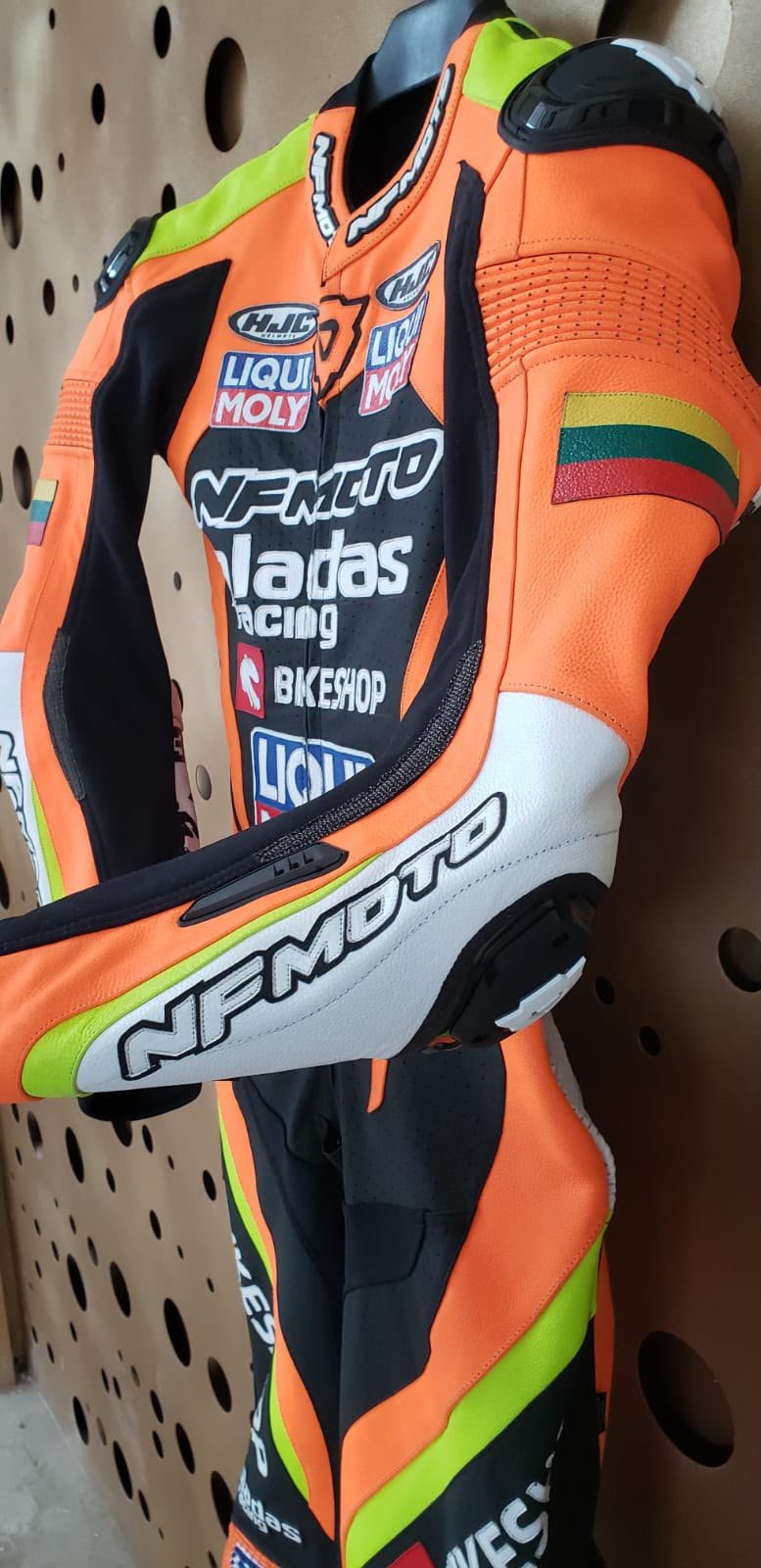 NFmoto custom leather race suit, detail view